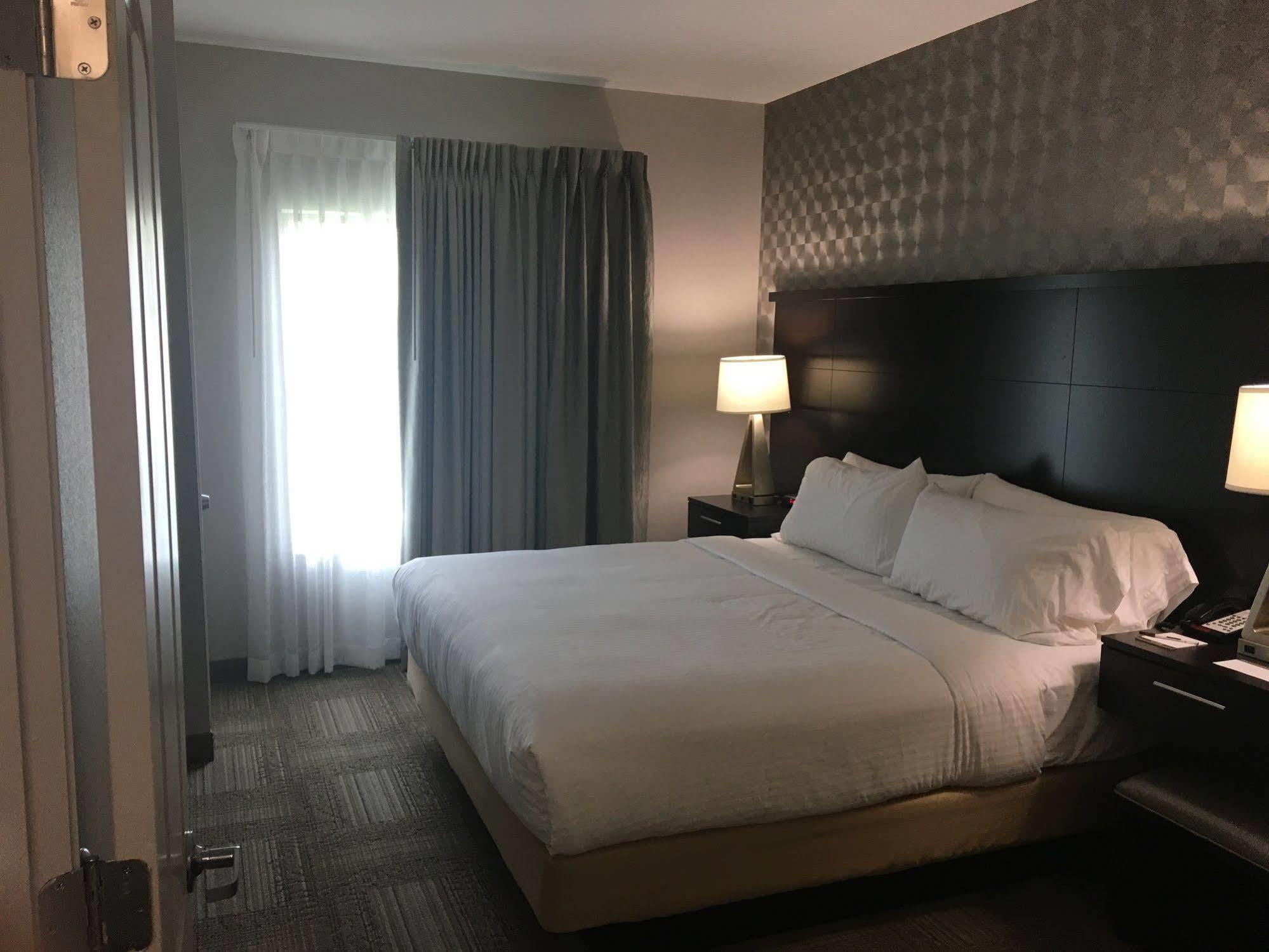 Staybridge Suites Miamisburg By Ihg Екстериор снимка